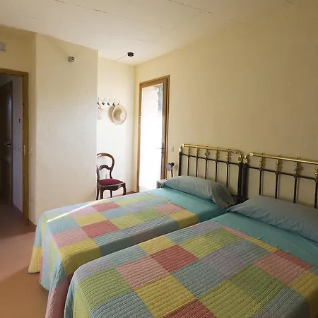 Masoveria De Lladó Casa rural